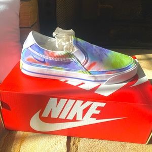 Women’s Nike Slip On